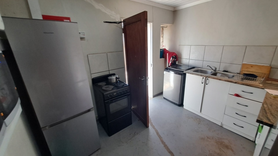 11 Bedroom Property for Sale in Brandwag Free State